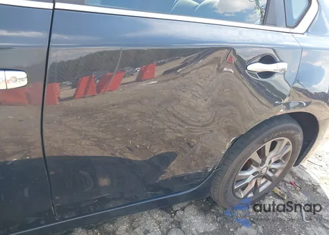 2015 Nissan Altima 2.5 S z USA, uszkodzony, nr VIN 1N4AL3AP4FC471817